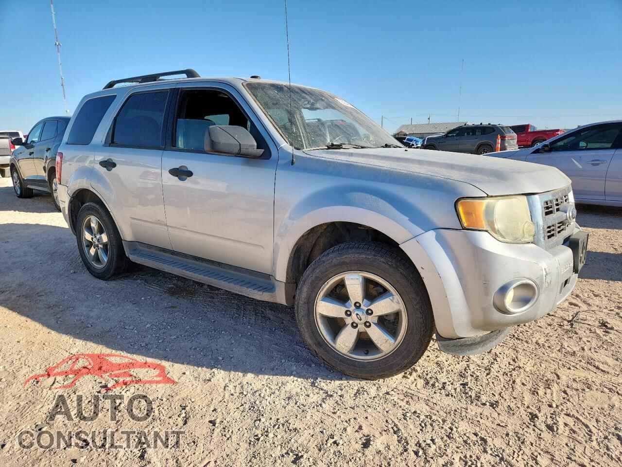 FORD ESCAPE 2010 - 1FMCU0DG8AKB10045