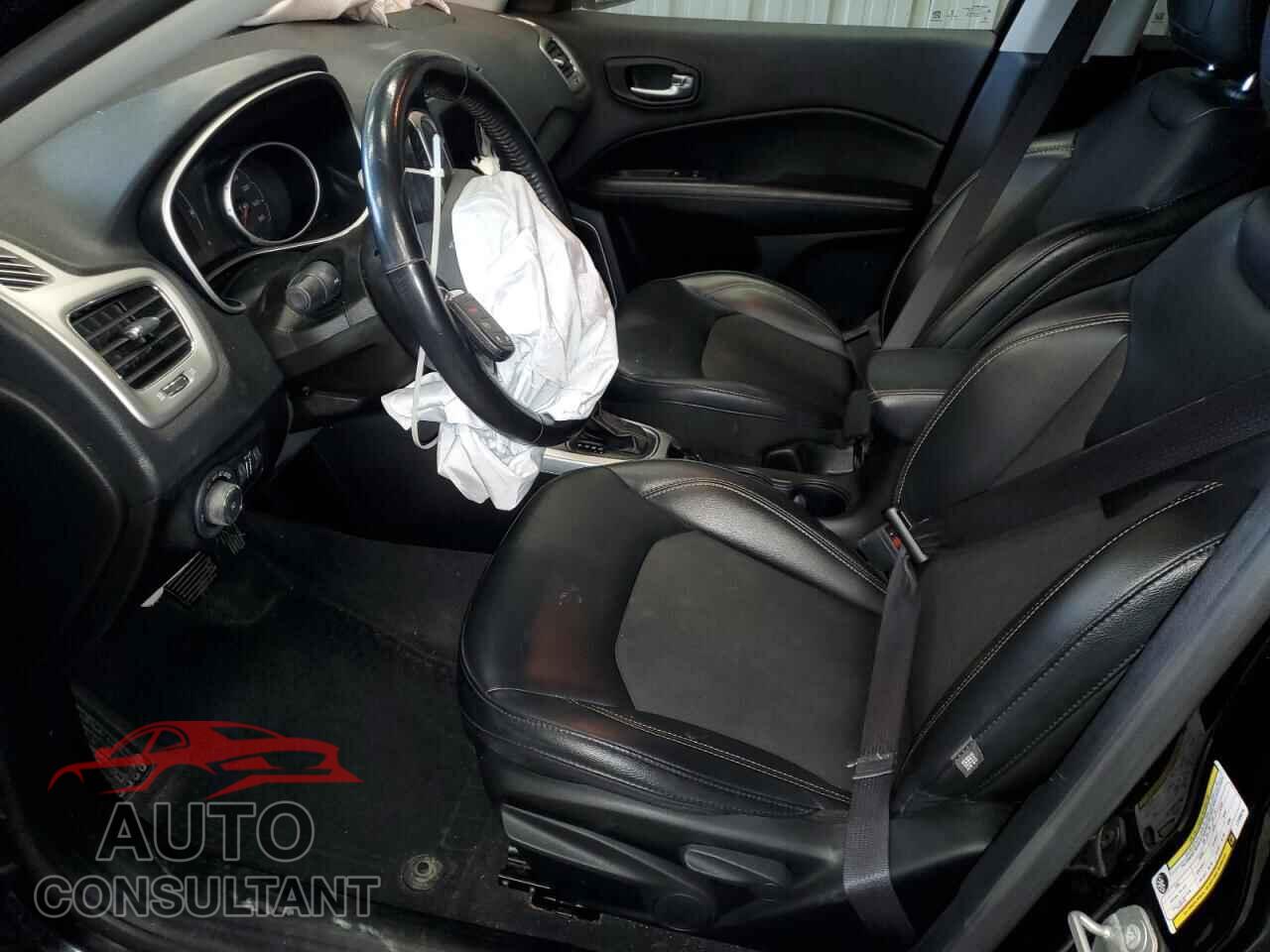 JEEP COMPASS 2020 - 3C4NJDBB4LT209516