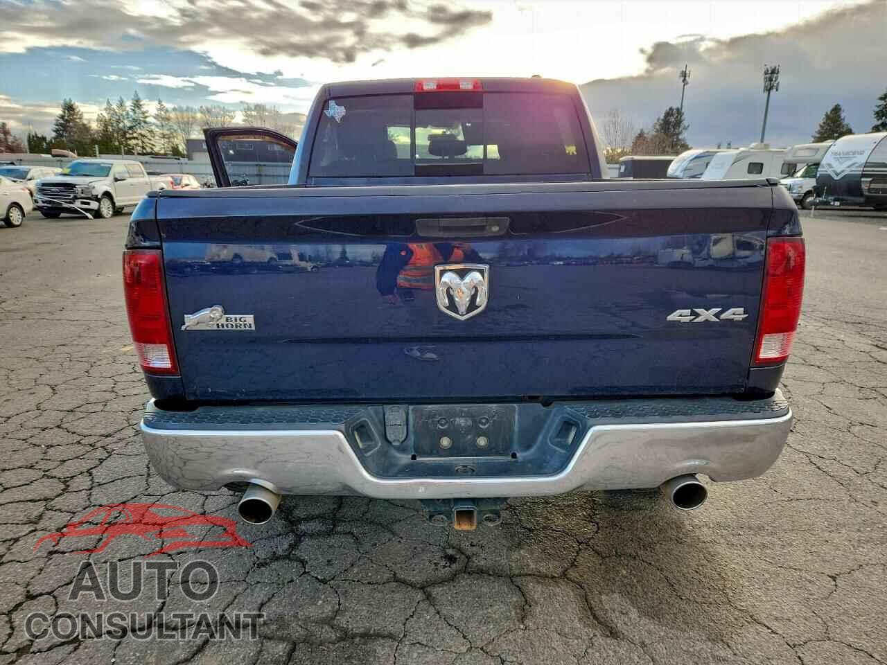 DODGE RAM 1500 2012 - 1C6RD7LT5CS346099