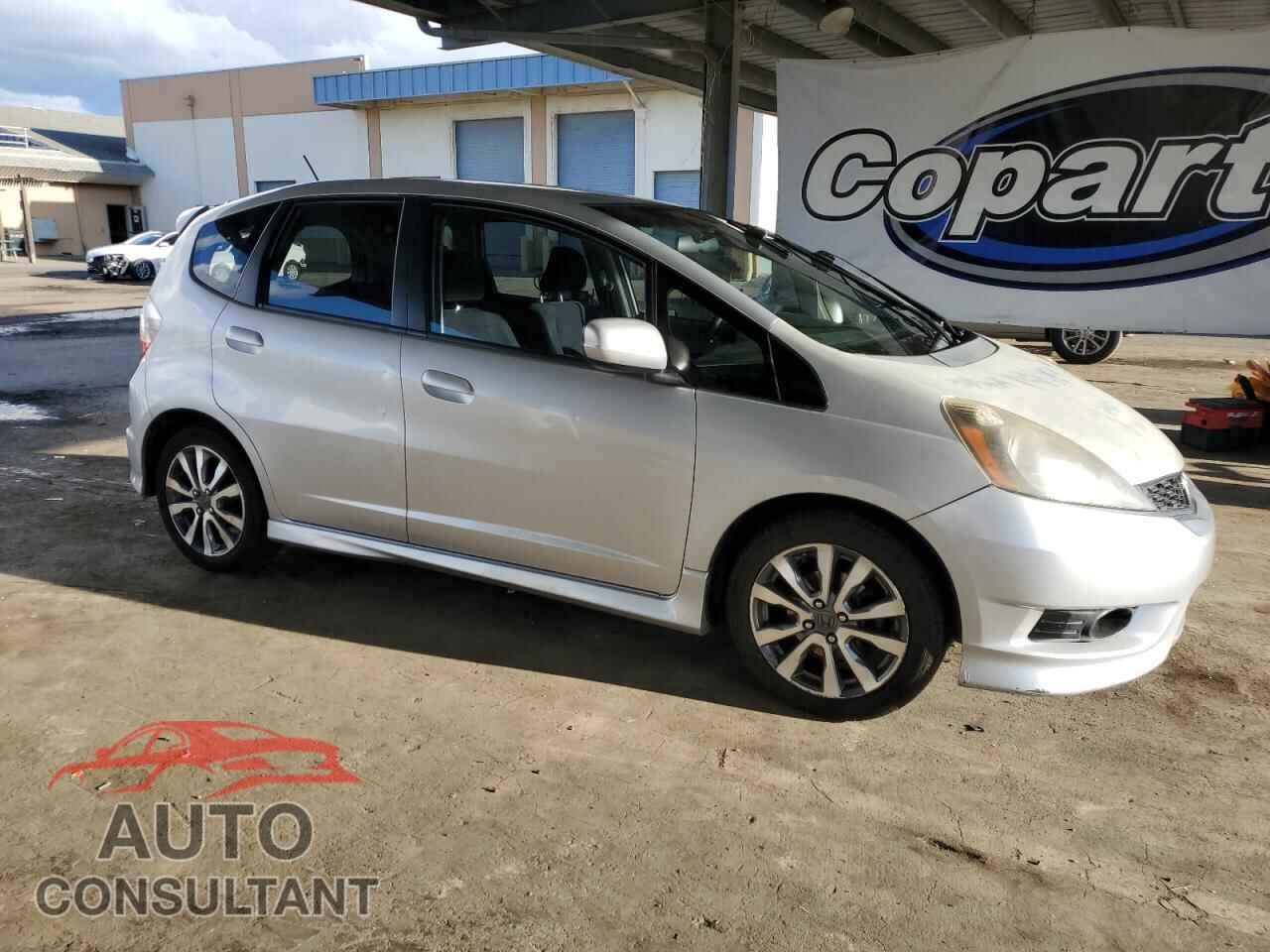 HONDA FIT 2012 - JHMGE8H5XCS005695