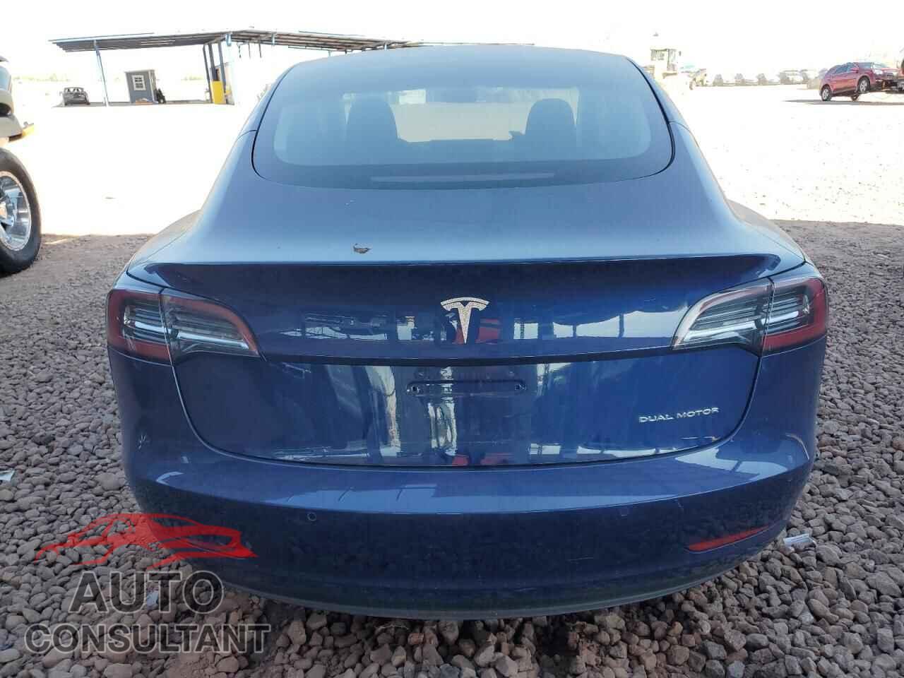 TESLA MODEL 3 2022 - 5YJ3E1EB6NF165493