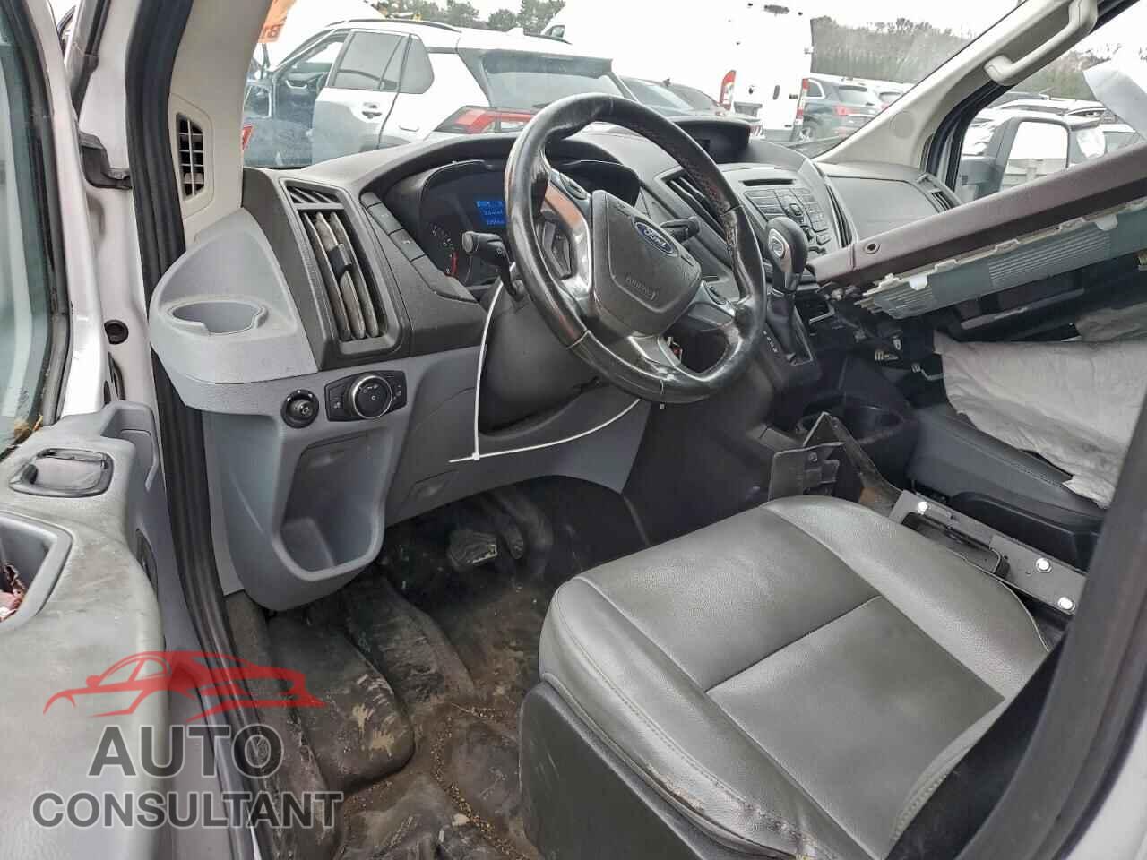 FORD TRANSIT 2017 - 1FTYR2CM6HKA09532