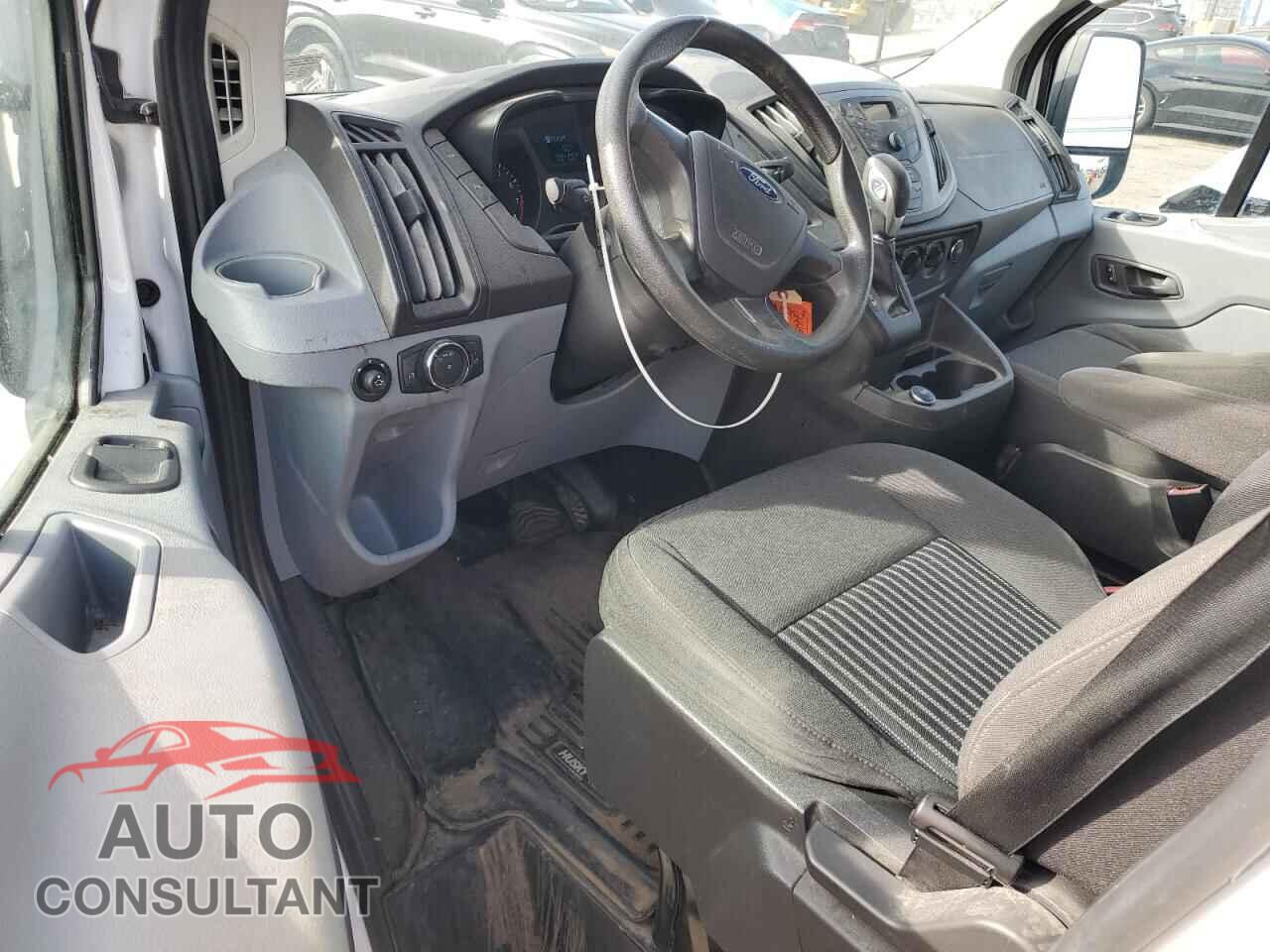 FORD TRANSIT 2017 - 1FTYR2YM5HKB24700