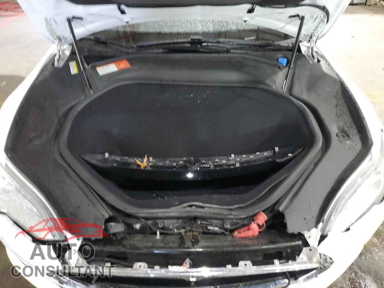 TESLA MODEL S 2015 - 5YJSA1E21FF105713
