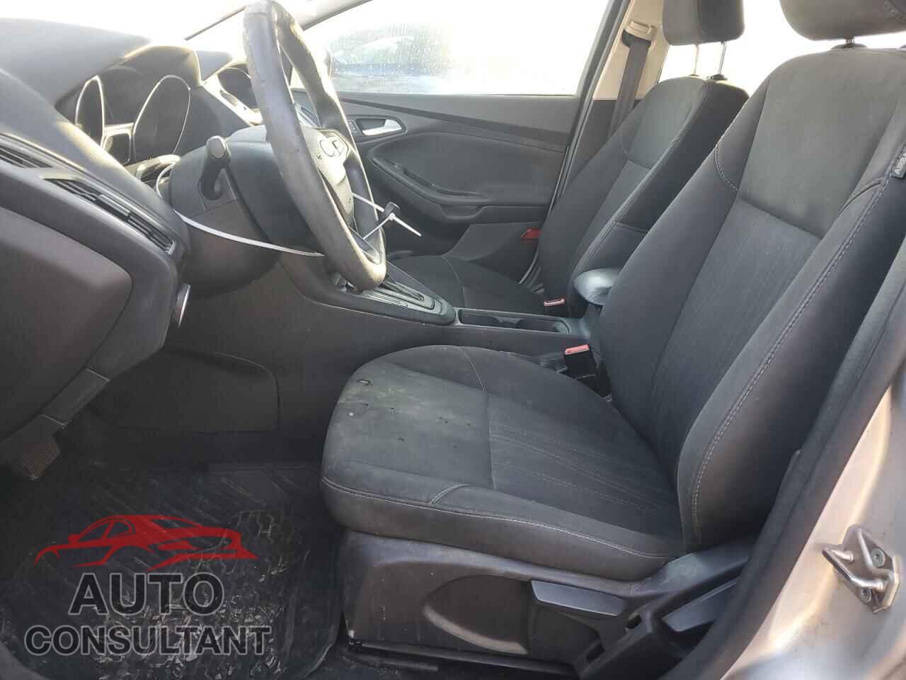 FORD FOCUS 2017 - 1FADP3F24HL255192