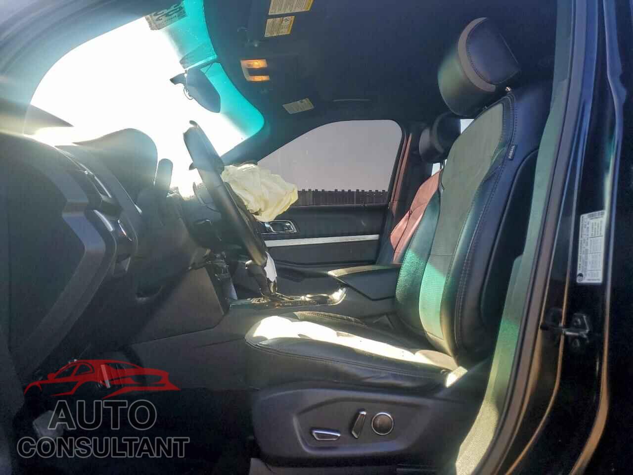 FORD EXPLORER 2017 - 1FM5K7D86HGA41045