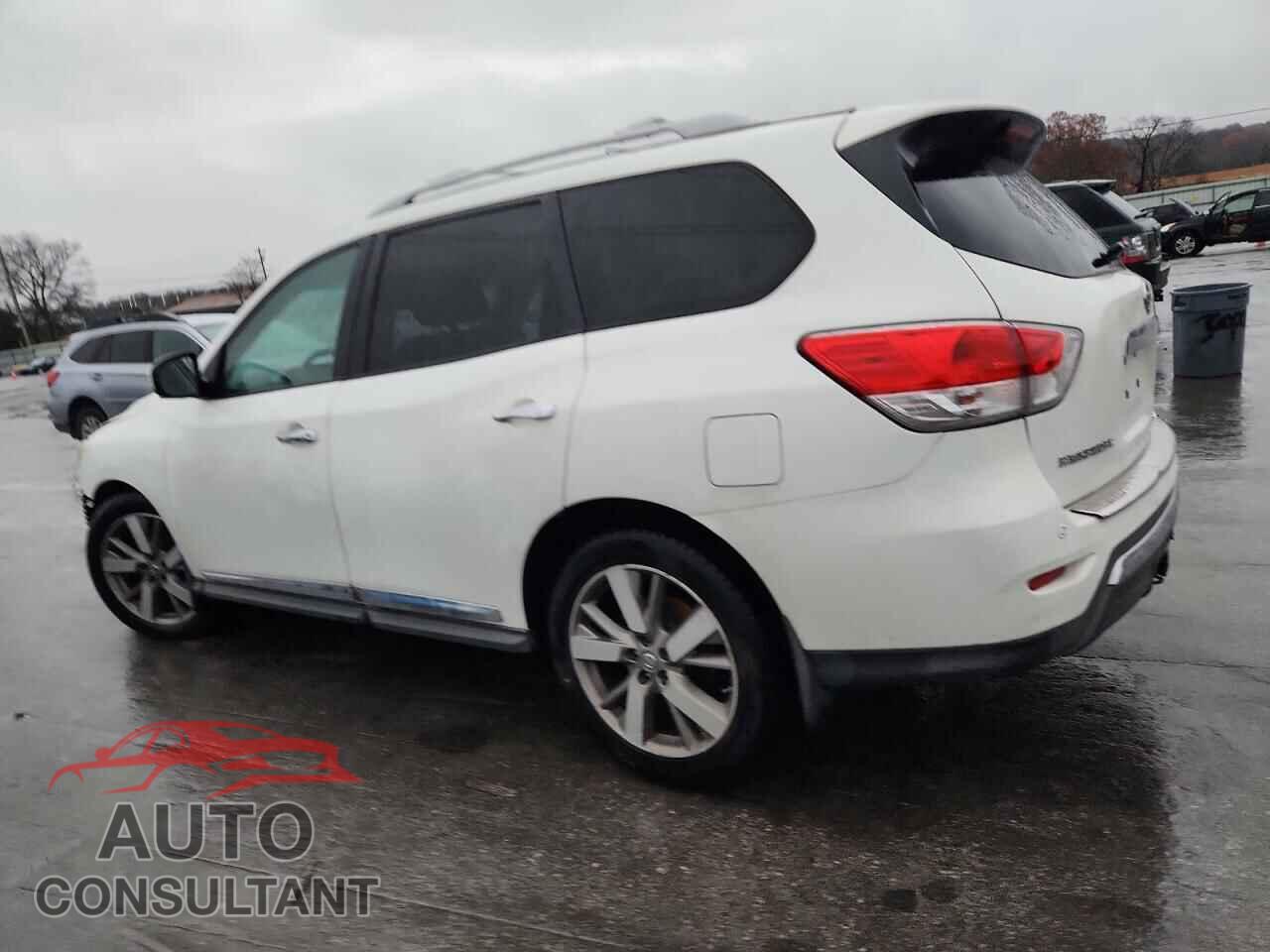 NISSAN PATHFINDER 2014 - 5N1AR2MM1EC679832