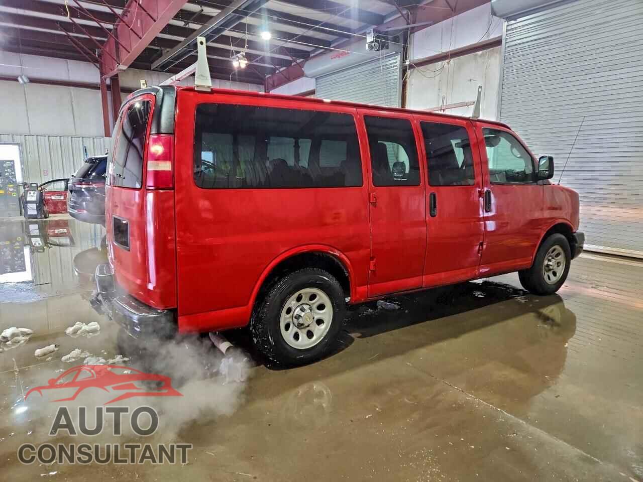 CHEVROLET EXPRESS 2012 - 1GNSGBF49C1198996