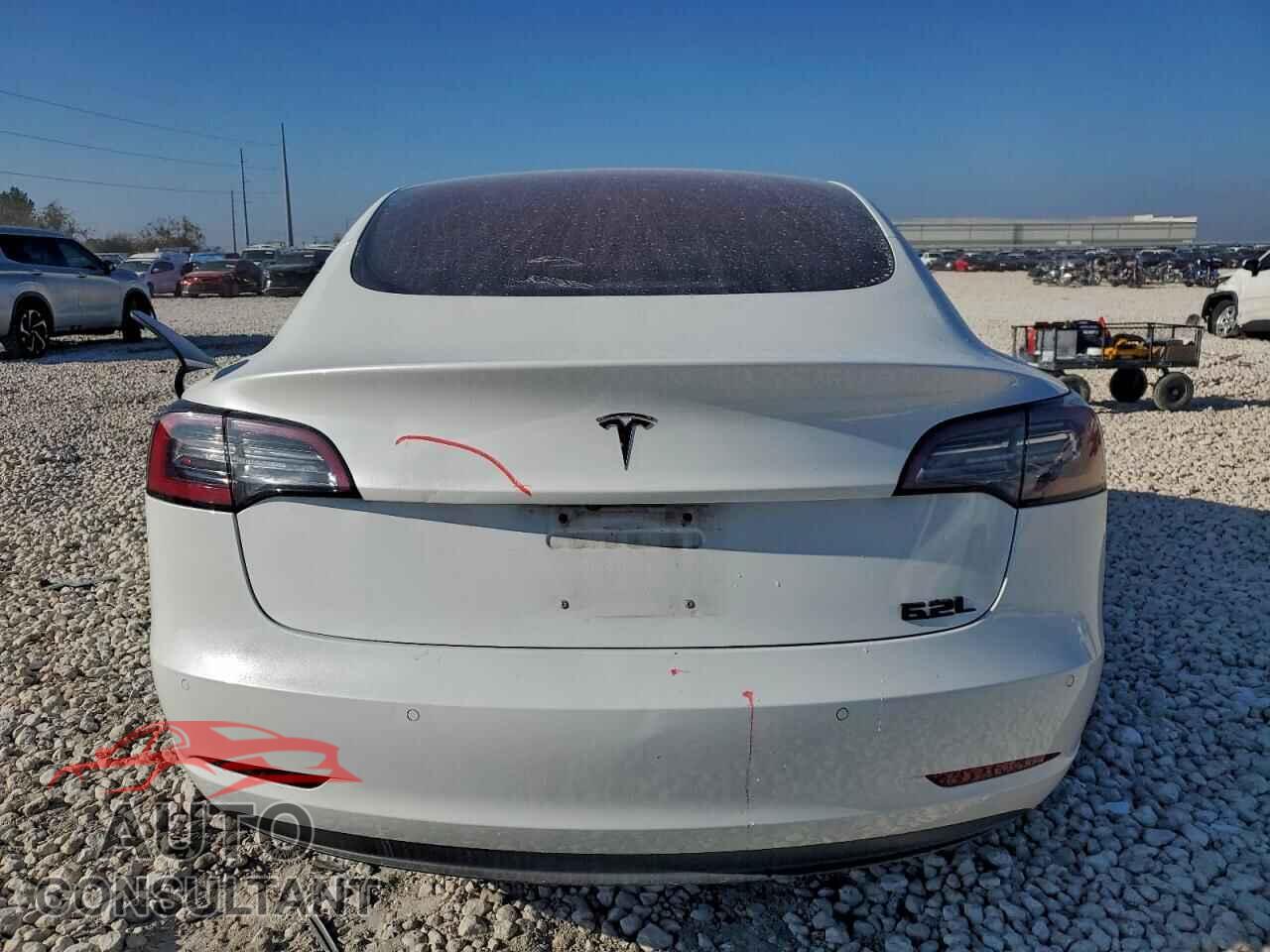 TESLA MODEL 3 2018 - 5YJ3E1EA1JF031265