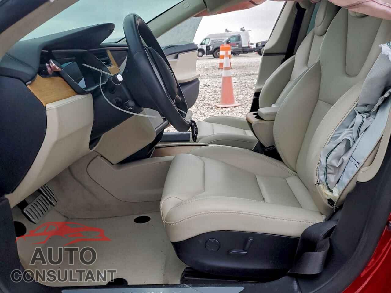 TESLA MODEL S 2019 - 5YJSA1E40KF331284