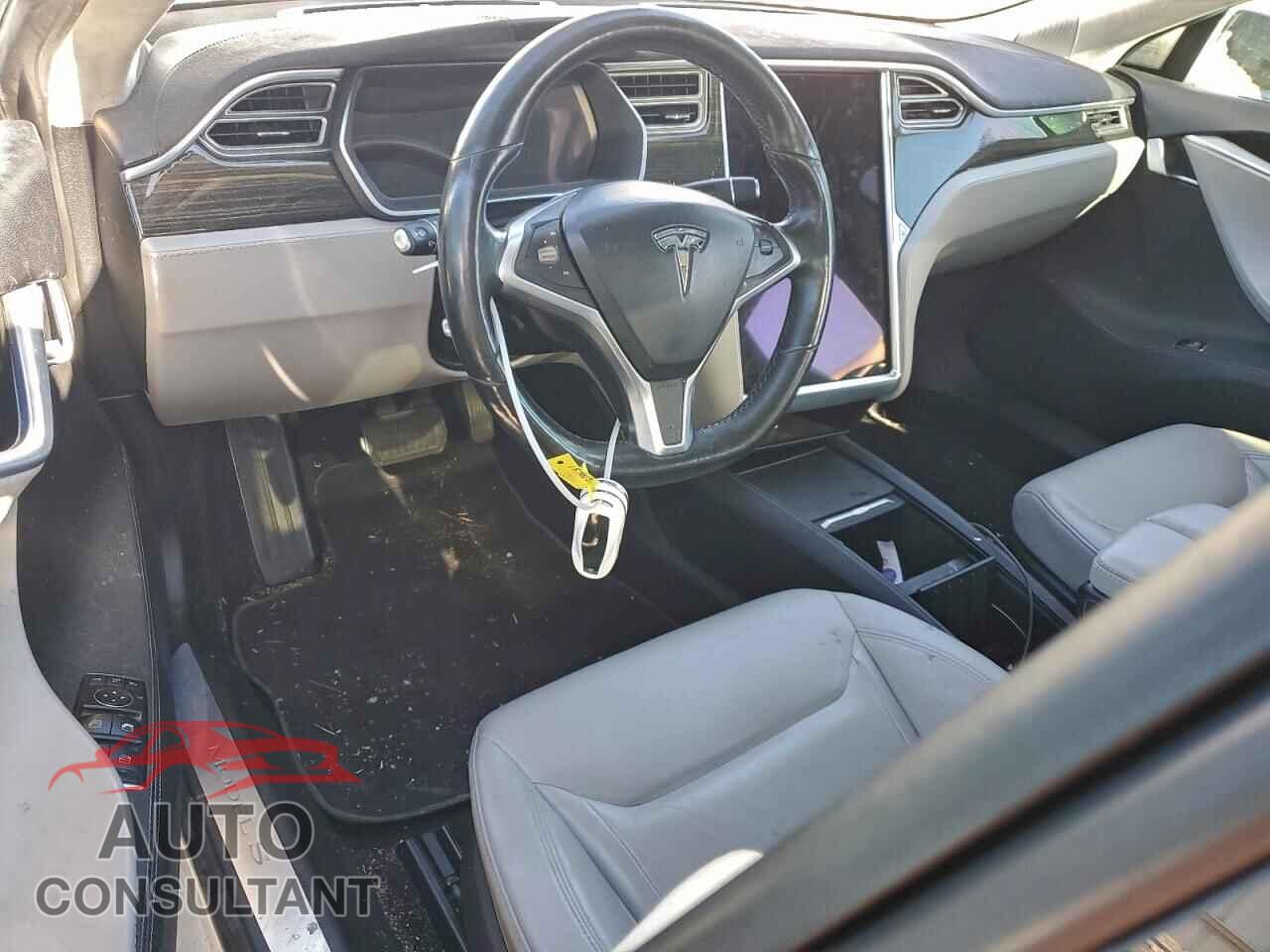 TESLA MODEL S 2015 - 5YJSA1S20FF096524