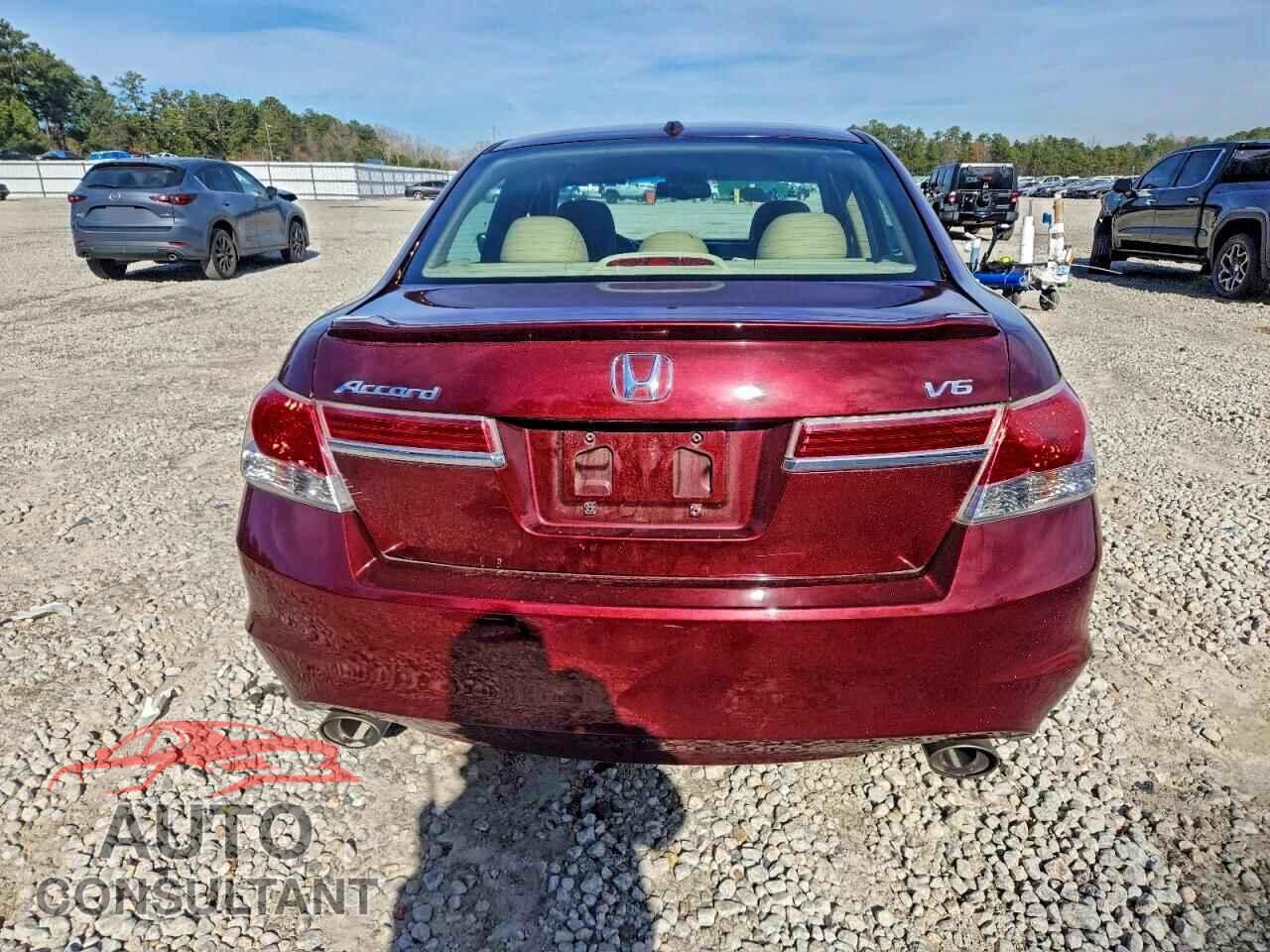 HONDA ACCORD 2011 - 1HGCP3F83BA001665