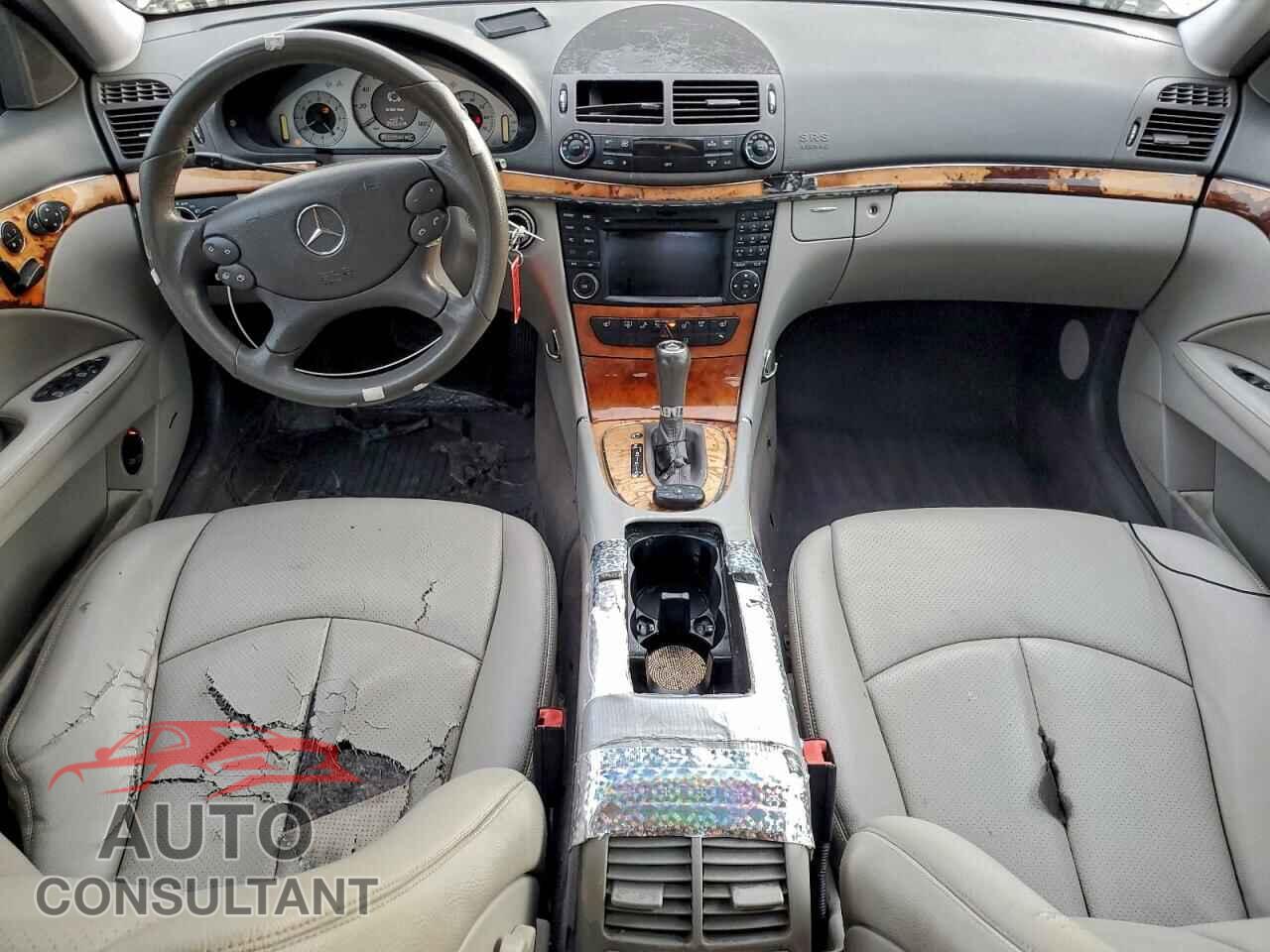 MERCEDES-BENZ E-CLASS 2009 - WDBUF56X39B384843