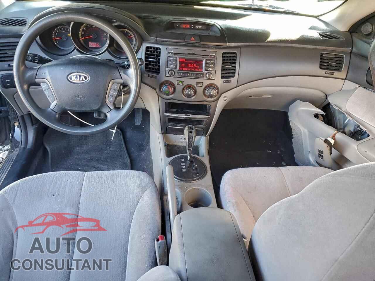 KIA OPTIMA 2010 - KNAGG4A82A5415098