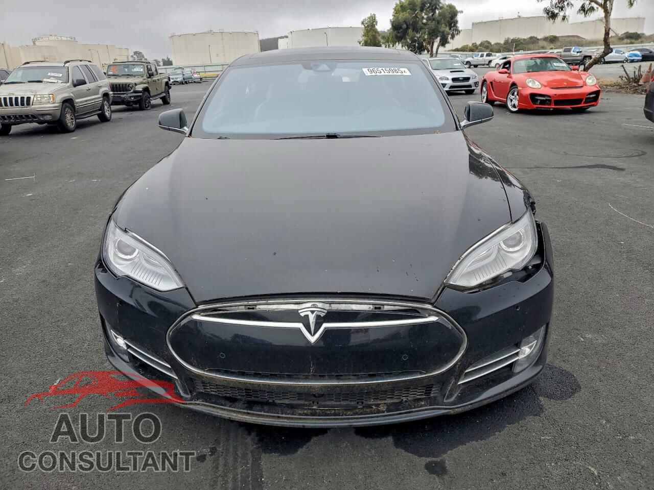 TESLA MODEL S 2015 - 5YJSA1E47FF110870