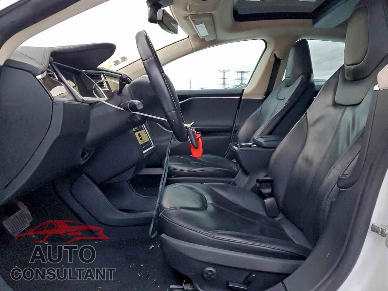 TESLA MODEL S 2013 - 5YJSA1CN7DFP26464