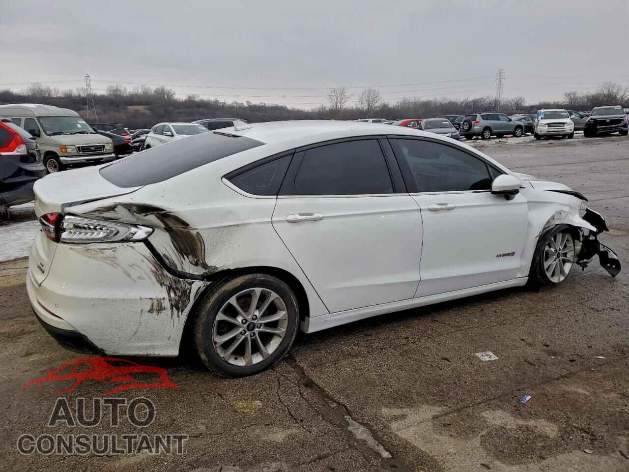 FORD FUSION 2019 - 3FA6P0LU0KR207775