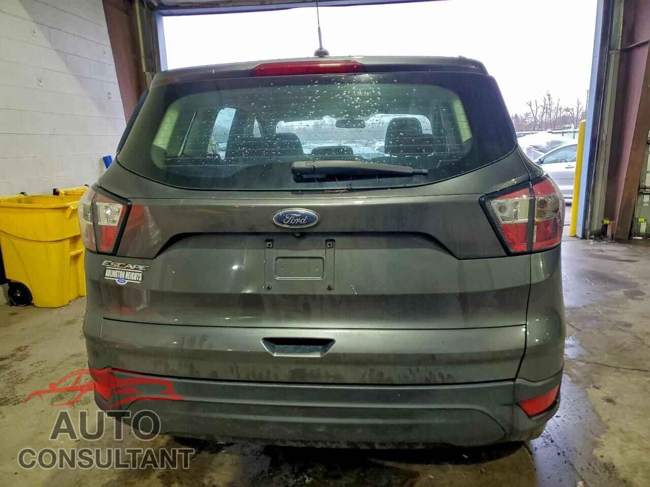 FORD ESCAPE 2017 - 1FMCU0F76HUE13501