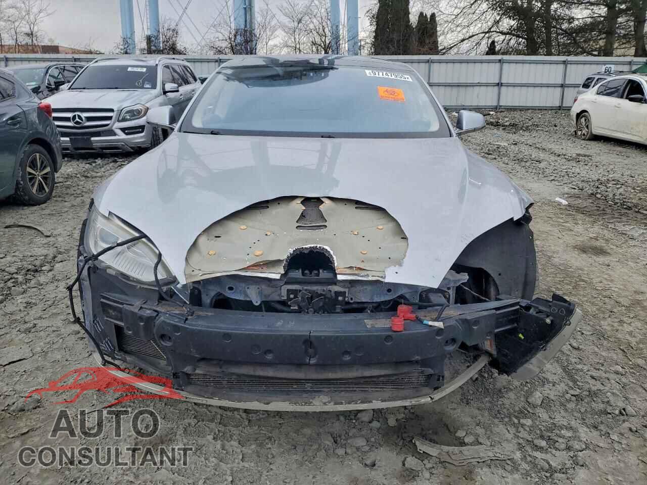 TESLA MODEL S 2012 - 5YJSA1DP5CFS01028