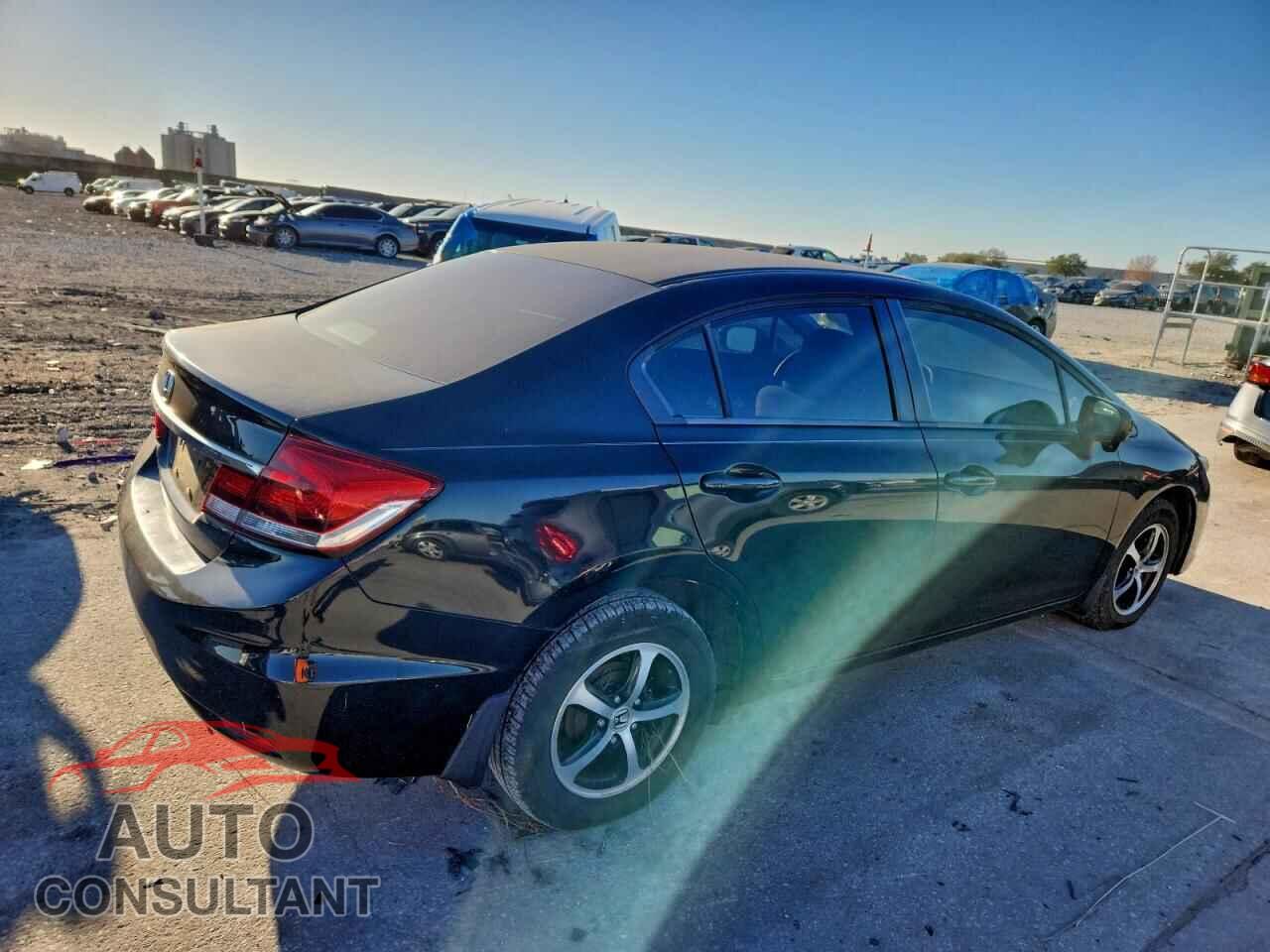 HONDA CIVIC 2015 - 19XFB2F7XFE028120