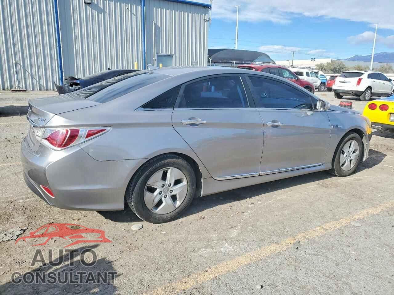 HYUNDAI SONATA 2012 - KMHEC4A42CA042248