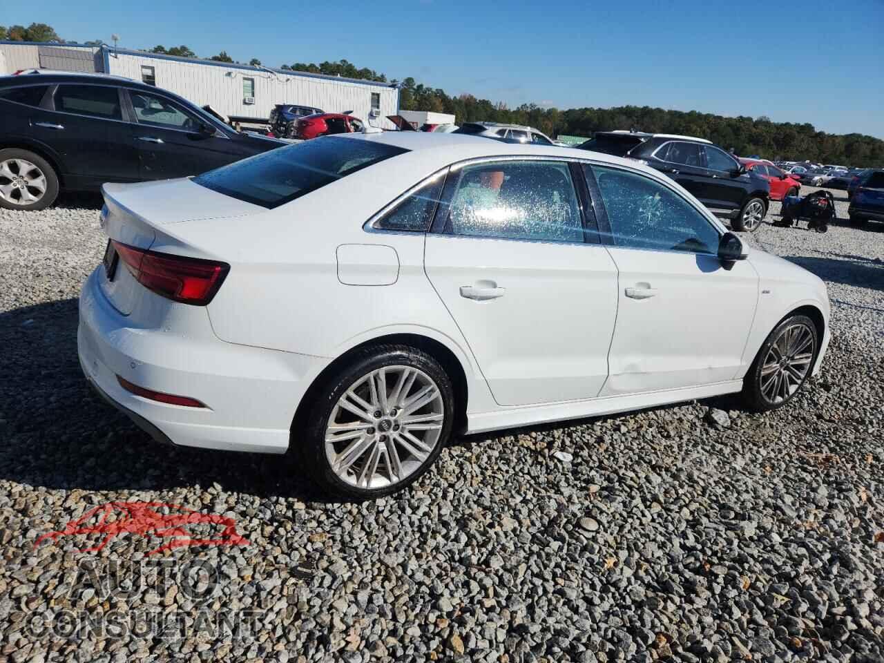 AUDI A3 2017 - WAUGUGFF5H1042285