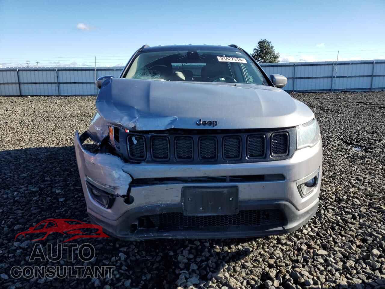 JEEP COMPASS 2018 - 3C4NJDBB2JT401806
