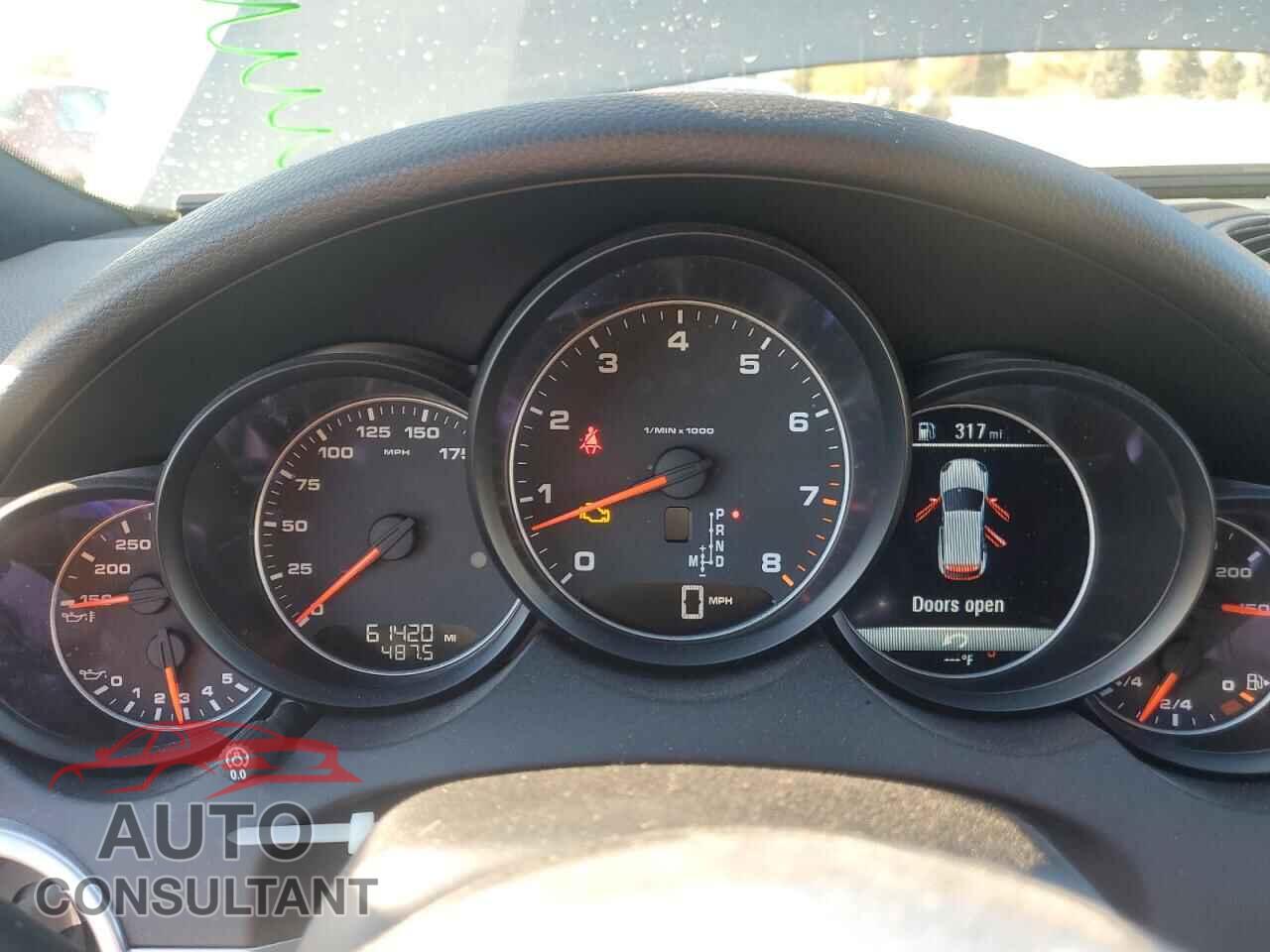 PORSCHE CAYENNE 2018 - WP1AA2A29JKA05103
