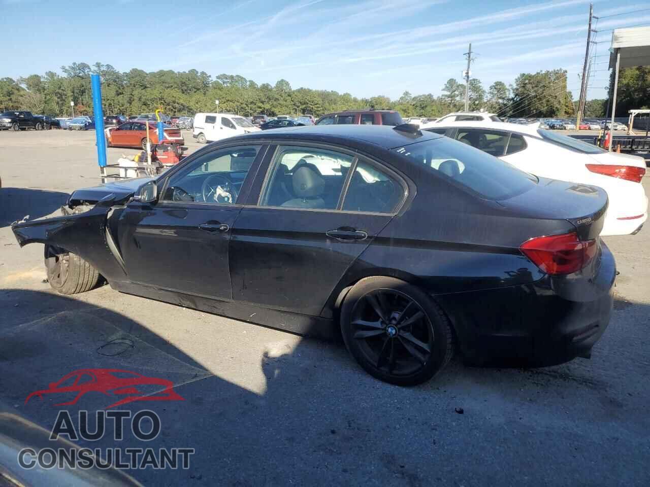 BMW 3 SERIES 2016 - WBA8E1G59GNU10429