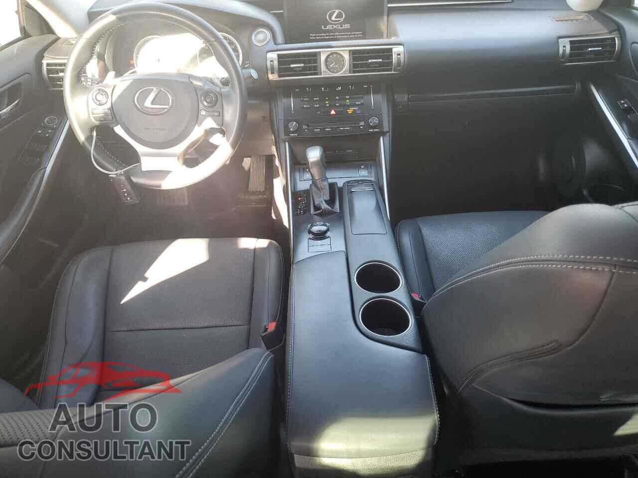 LEXUS IS 2014 - JTHBE1D27E5003546