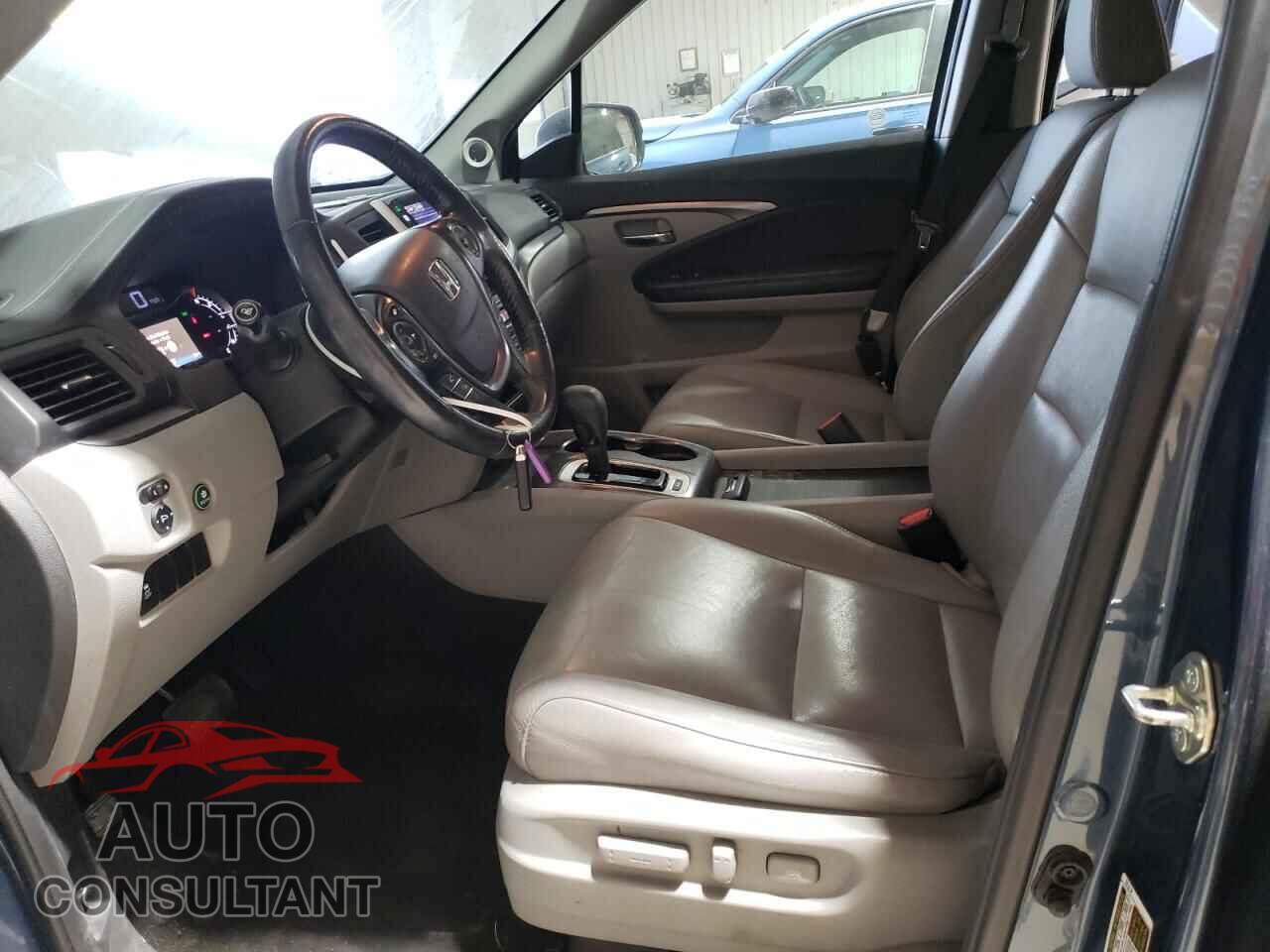 HONDA PILOT 2016 - 5FNYF6H76GB037507