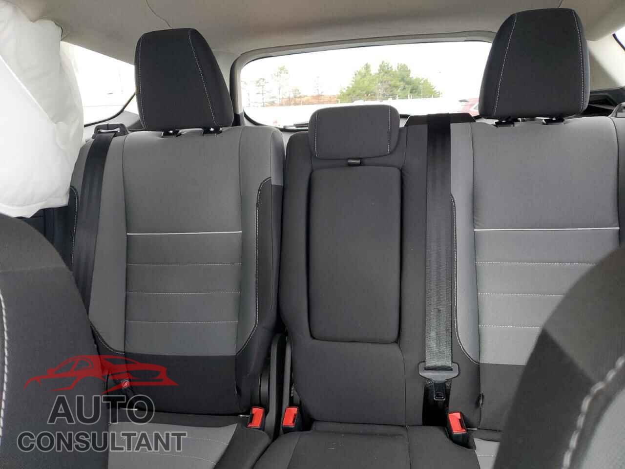 FORD ESCAPE 2015 - 1FMCU9GX4FUA73071