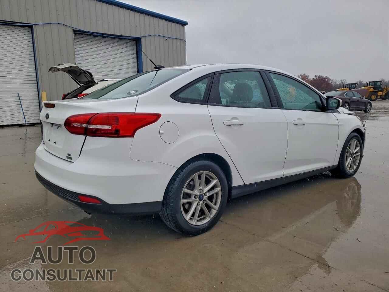 FORD FOCUS 2017 - 1FADP3FE7HL236582