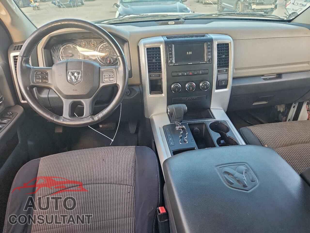 DODGE RAM 1500 2012 - 1C6RD6LT7CS290192