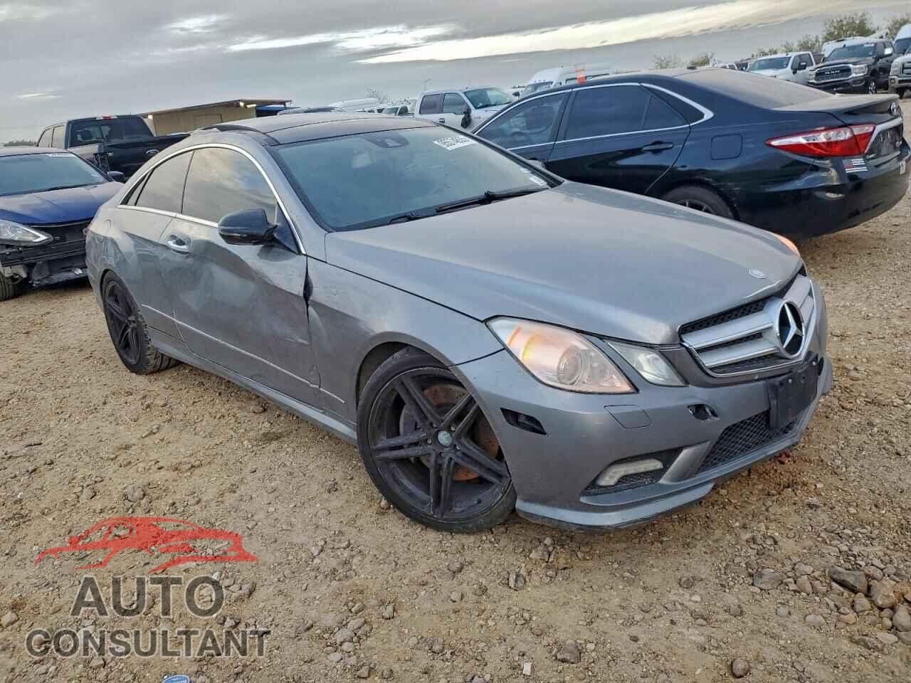 MERCEDES-BENZ E-CLASS 2011 - WDDKJ7CB4BF081327