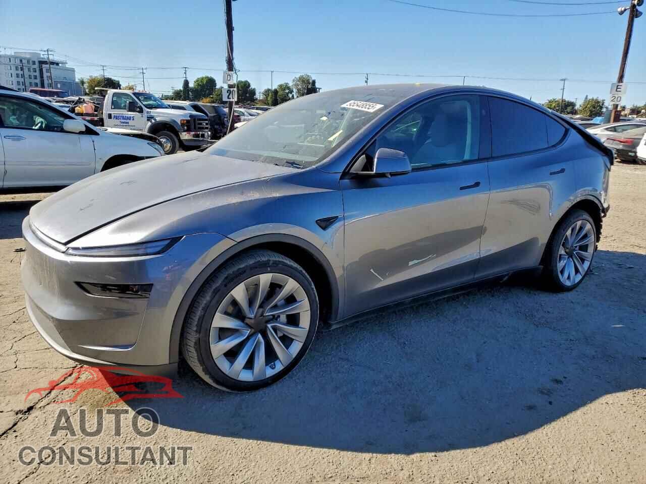 TESLA MODEL Y 2026 - 7SAYGDEE7TF327014