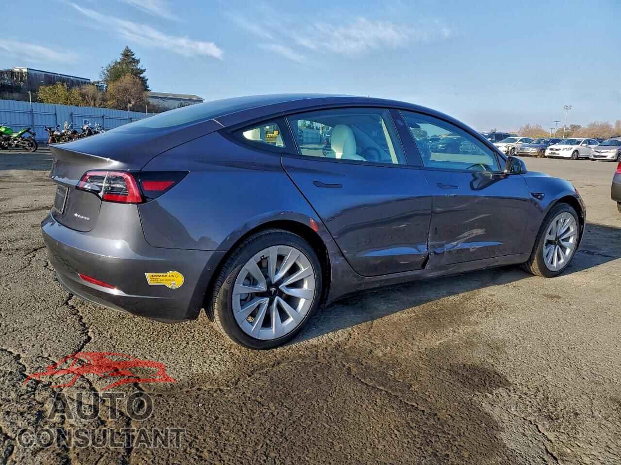 TESLA MODEL 3 2022 - 5YJ3E1EB7NF337143