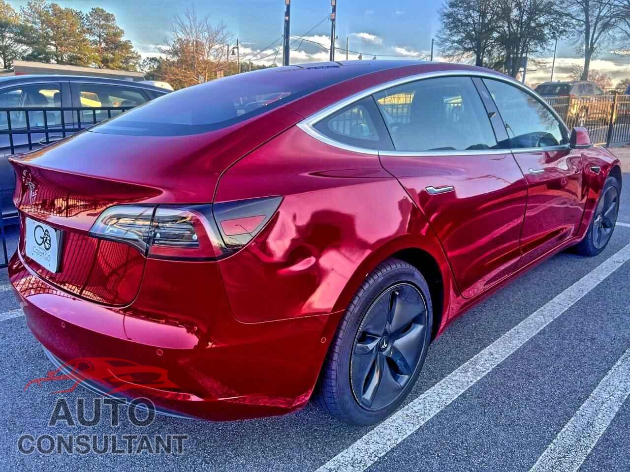 TESLA MODEL 3 2018 - 5YJ3E1EA4JF007090