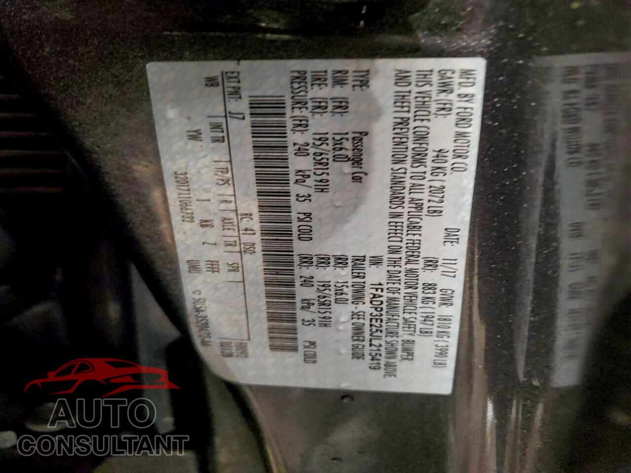 FORD FOCUS 2018 - 1FADP3E25JL215419