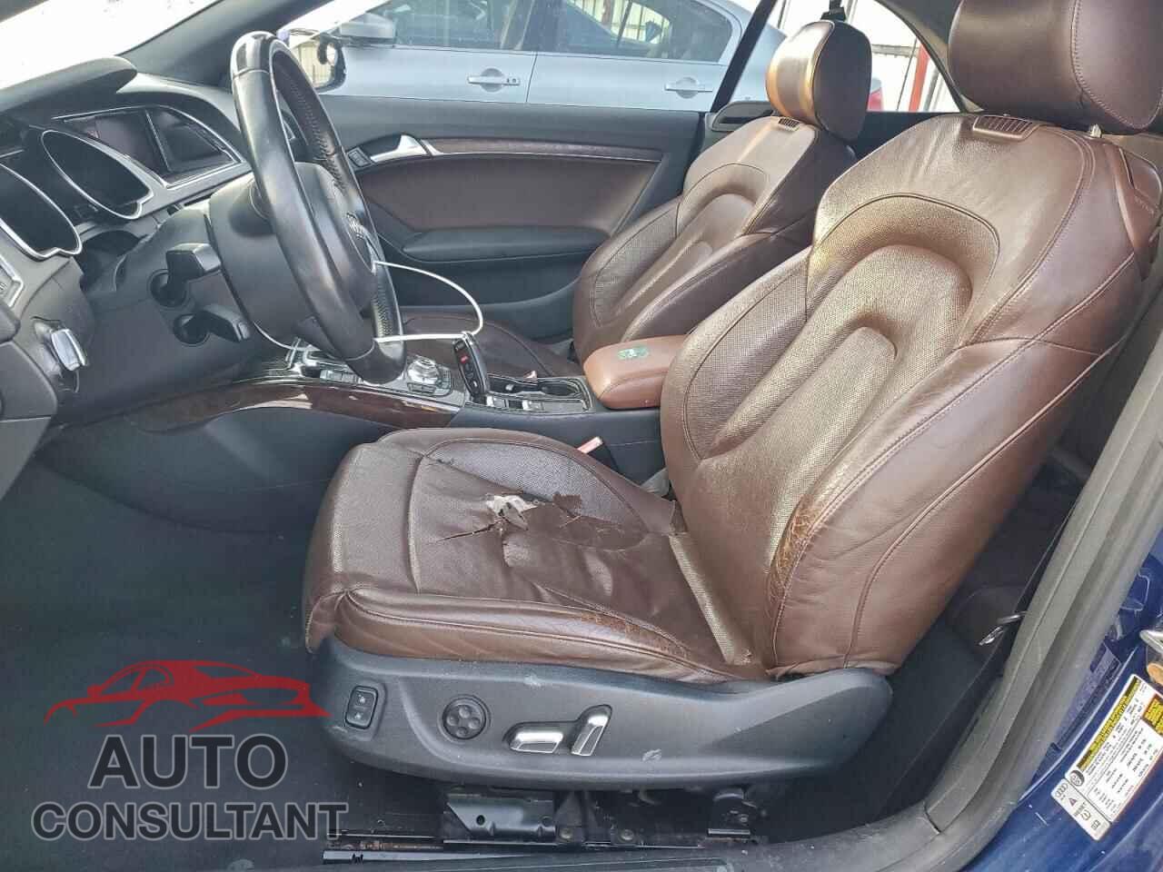 AUDI A5 2013 - WAULFAFH7DN012635