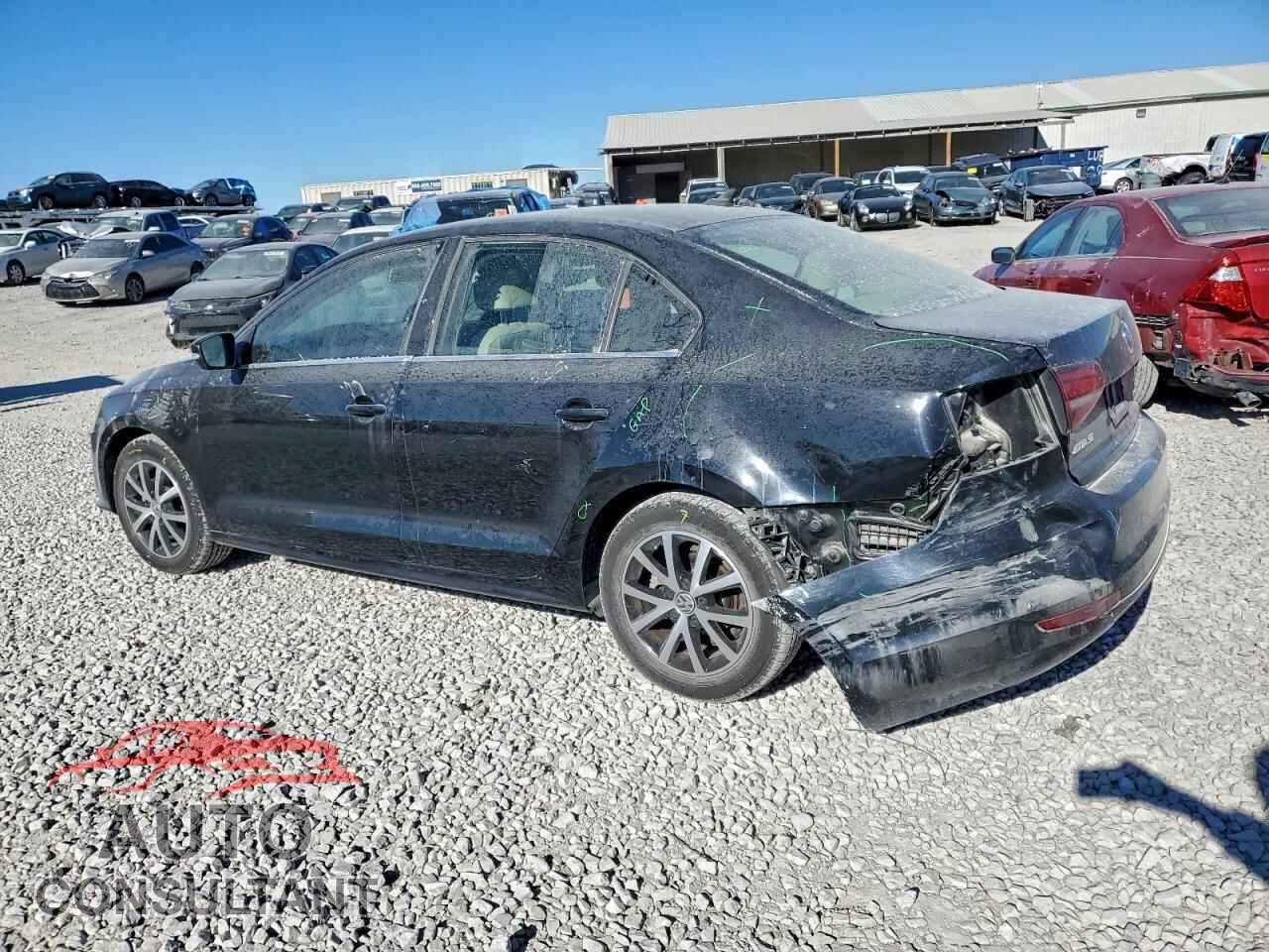 VOLKSWAGEN JETTA 2017 - 3VWDB7AJXHM293875