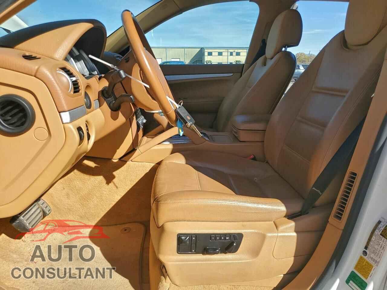 PORSCHE CAYENNE 2010 - WP1AB2APXALA50036