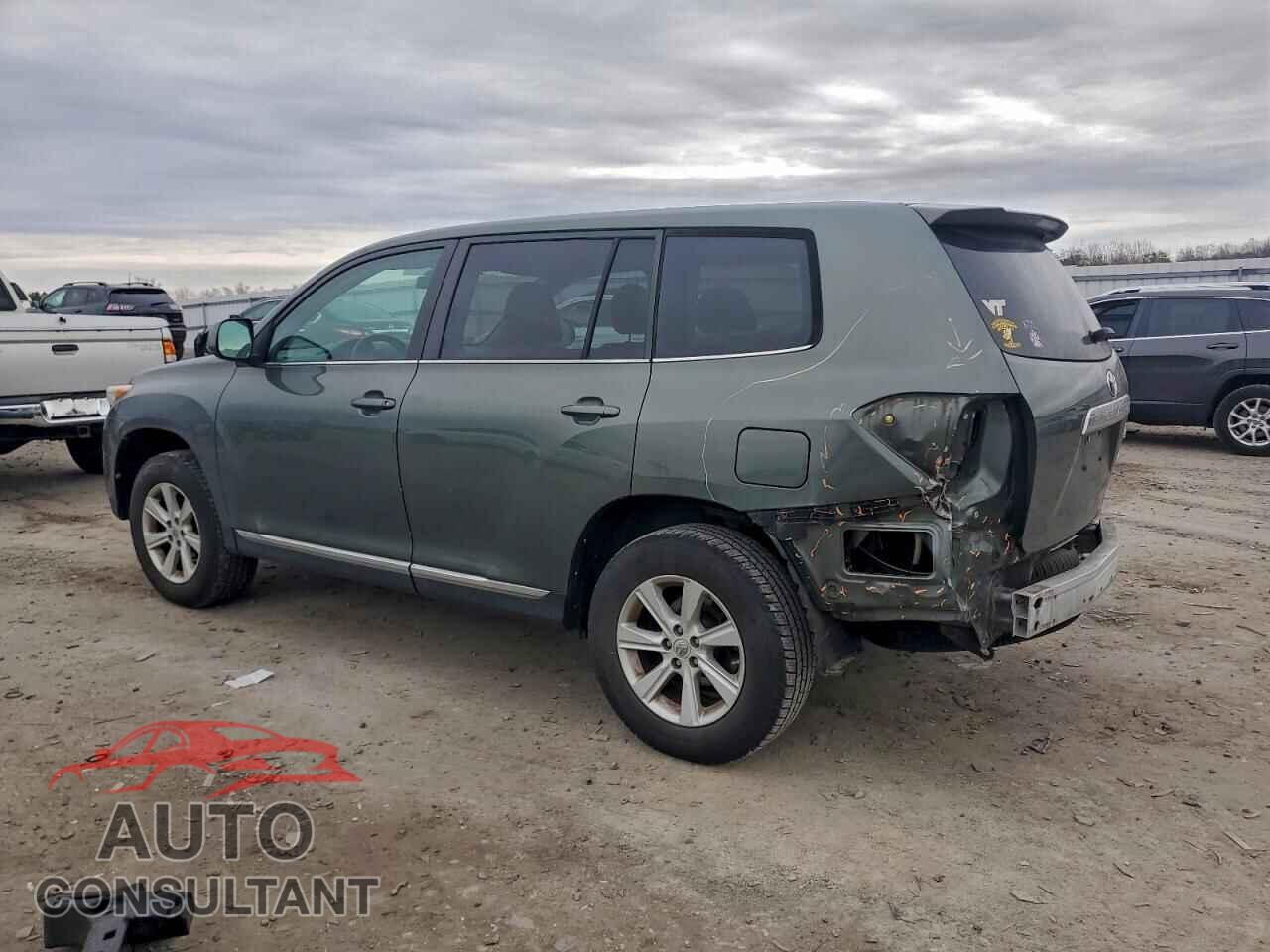 TOYOTA HIGHLANDER 2013 - 5TDBK3EH8DS248213