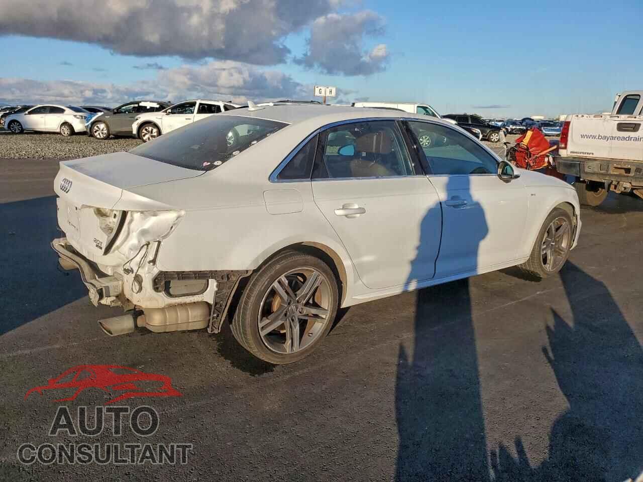 AUDI A4 2018 - WAULMAF41JA127799