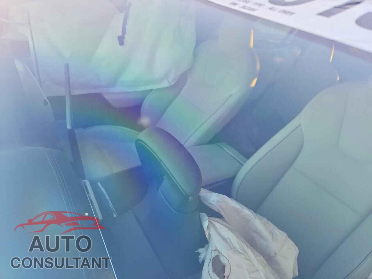 TESLA MODEL X 2022 - 7SAXCBE63NF353584