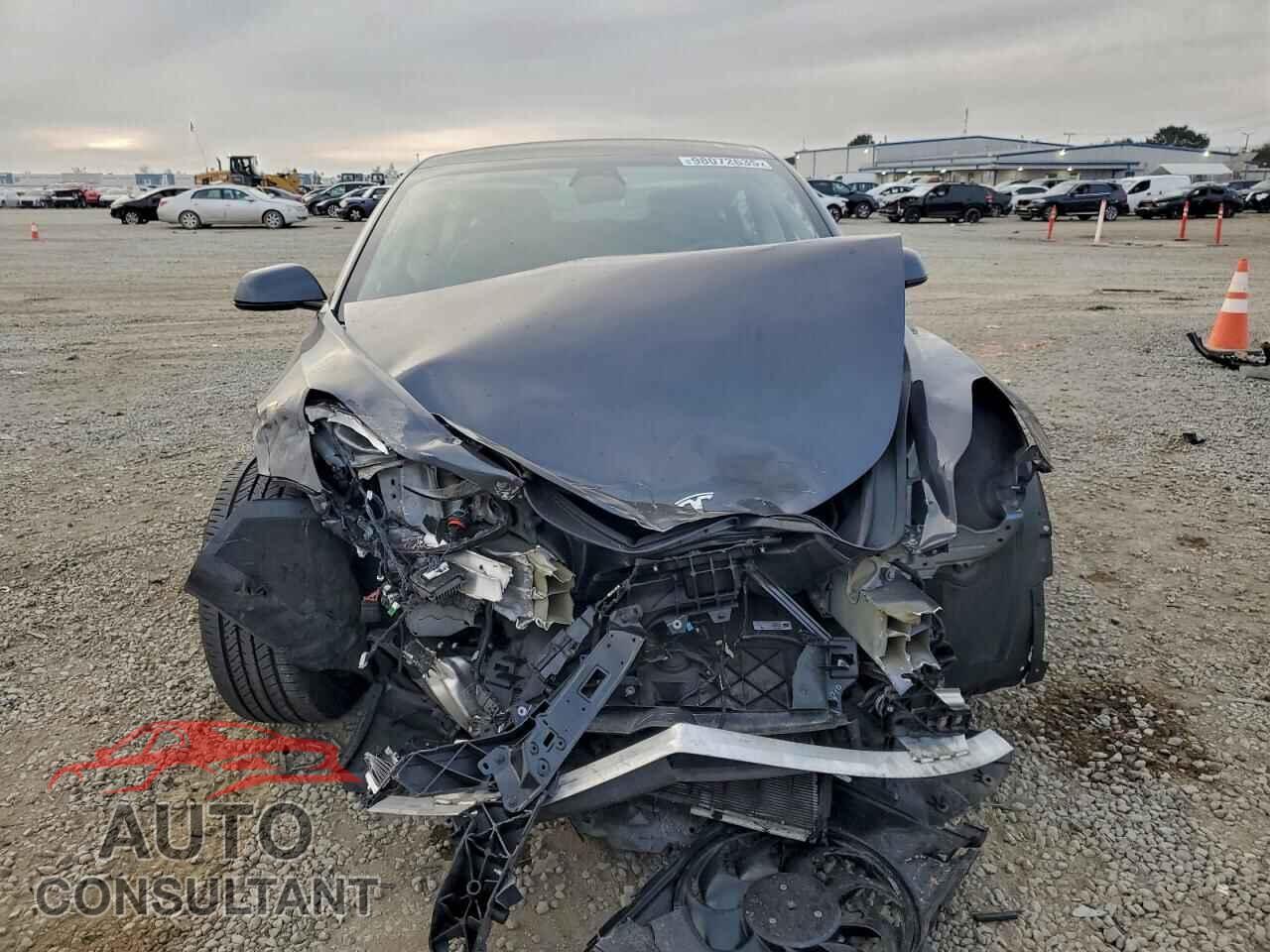 TESLA MODEL 3 2023 - 5YJ3E1EA2PF402040
