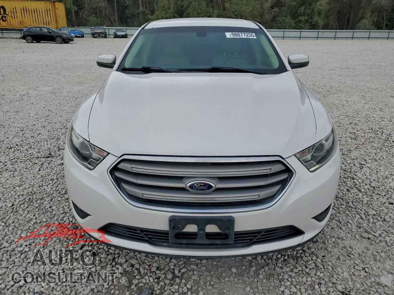 FORD TAURUS 2015 - 1FAHP2E89FG148534