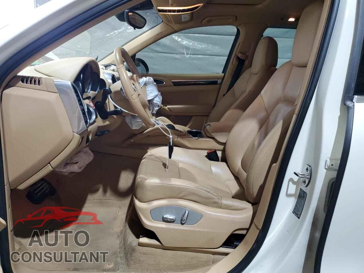 PORSCHE CAYENNE 2012 - WP1AA2A27CLA00916