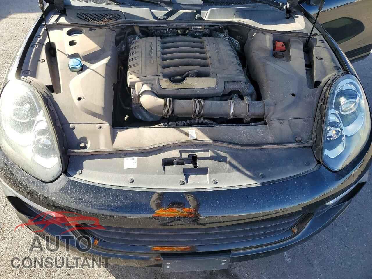 PORSCHE CAYENNE 2017 - WP1AA2A22HKA91042