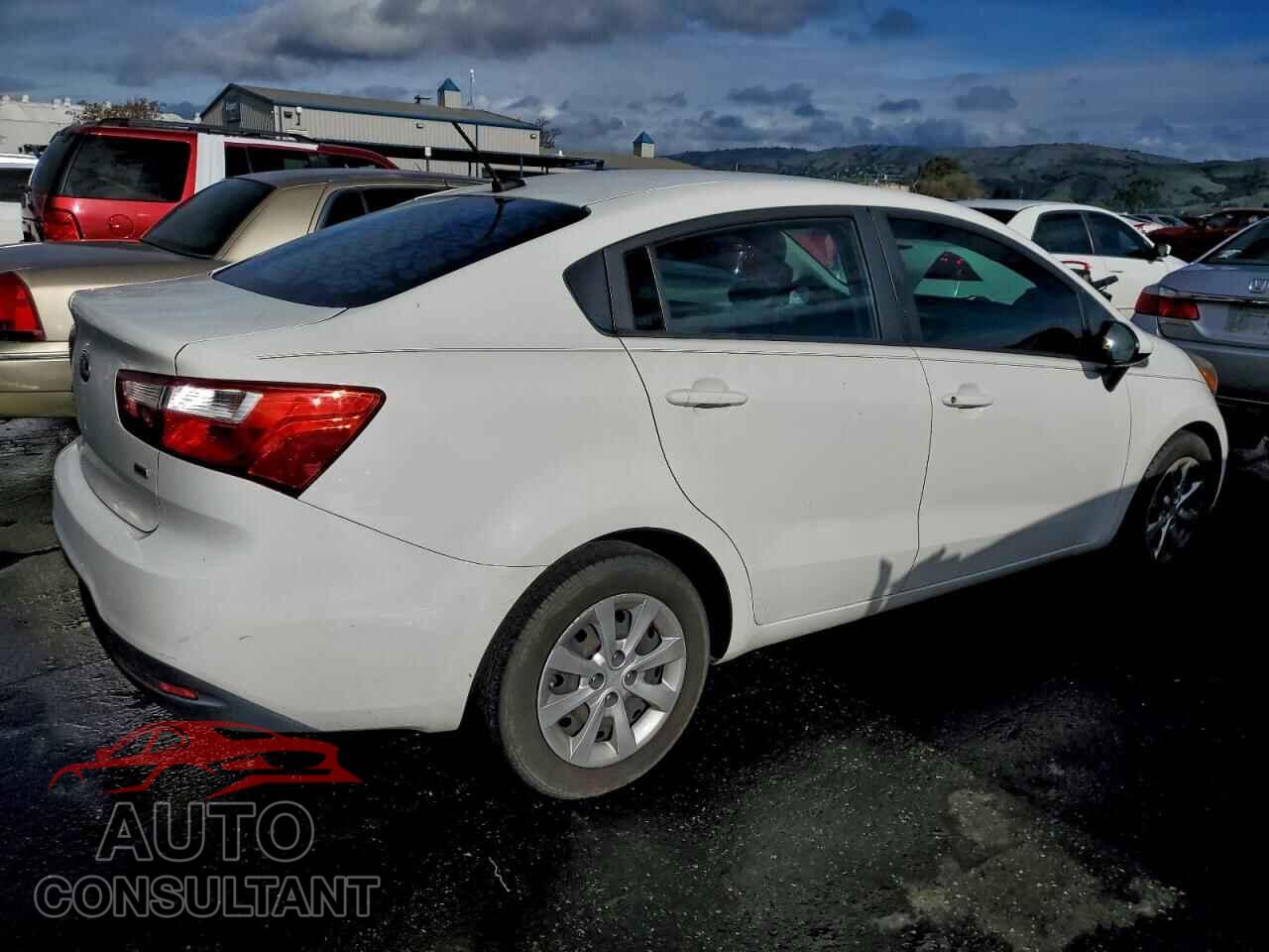KIA RIO 2014 - KNADM4A38E6341296